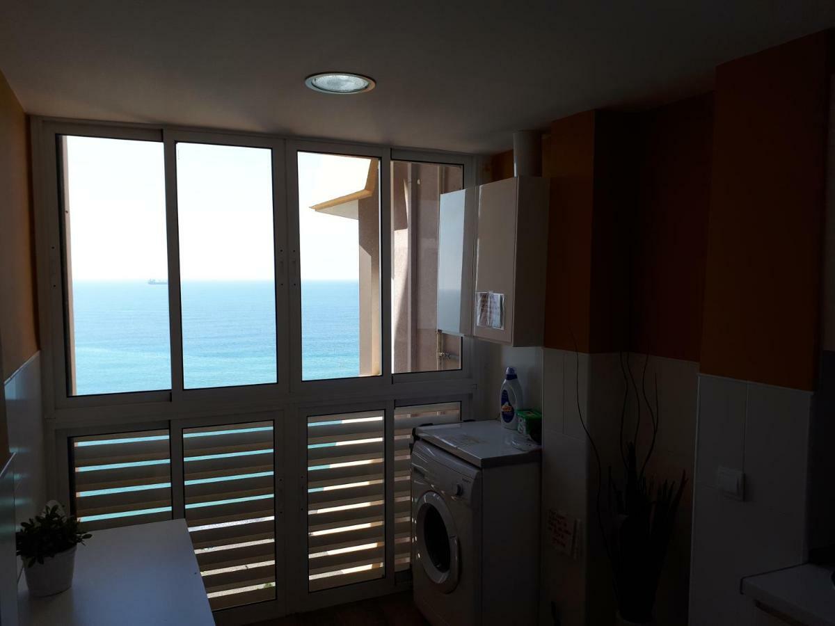 Primera Linea De Playa 4 Malaga Luaran gambar